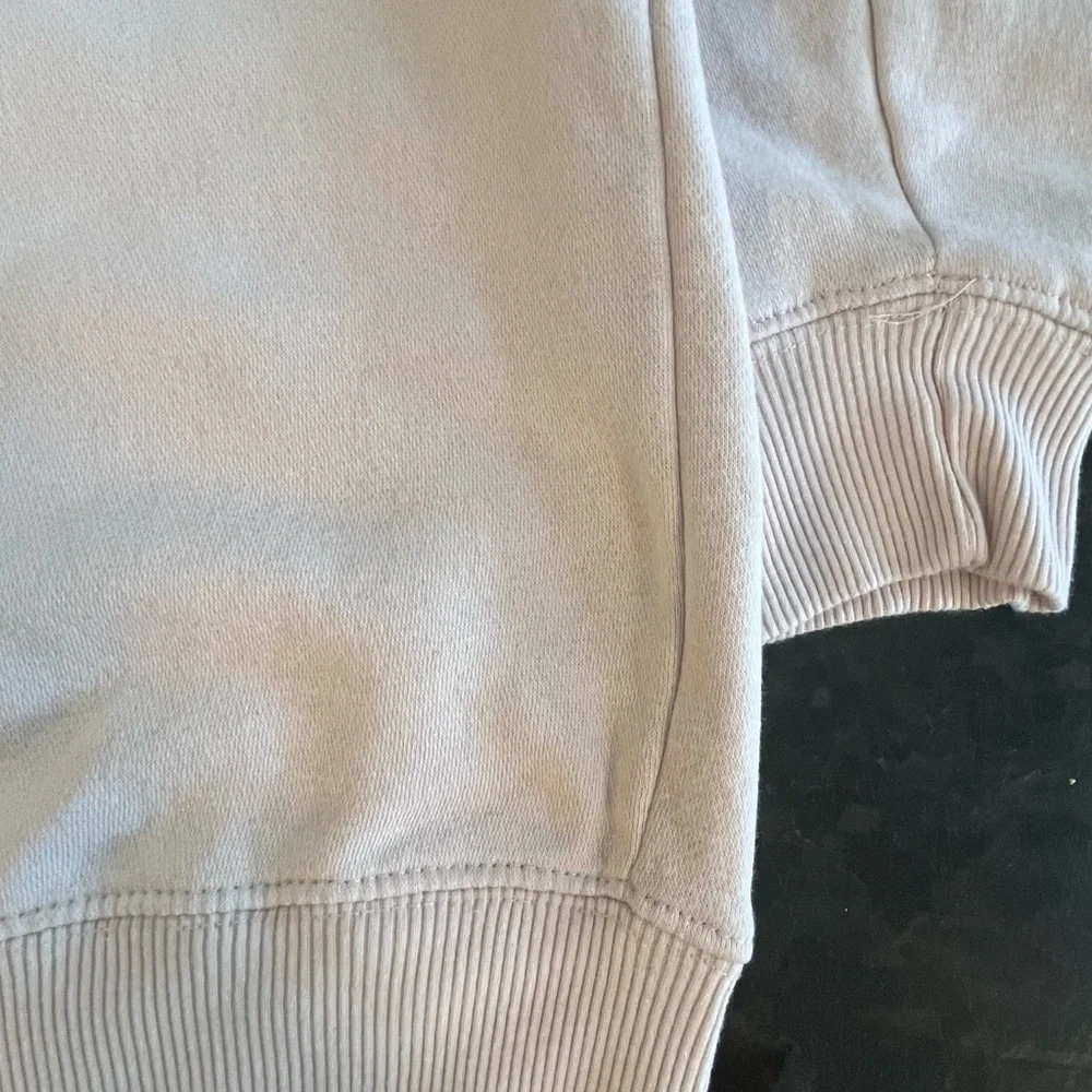 Strawberry Shortcake Graphic Sweatshirt Size Large - Picture 6 of 6